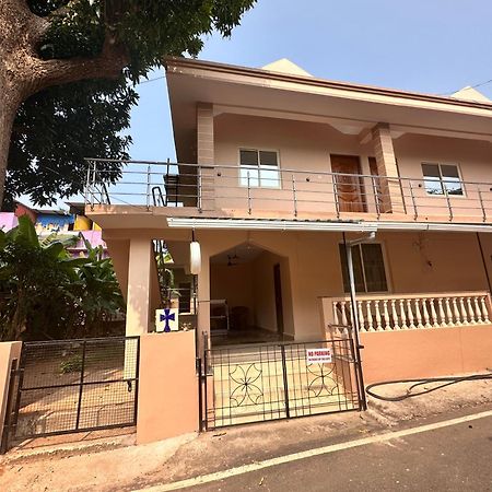 בוגמאלו James Guesthouse מראה חיצוני תמונה